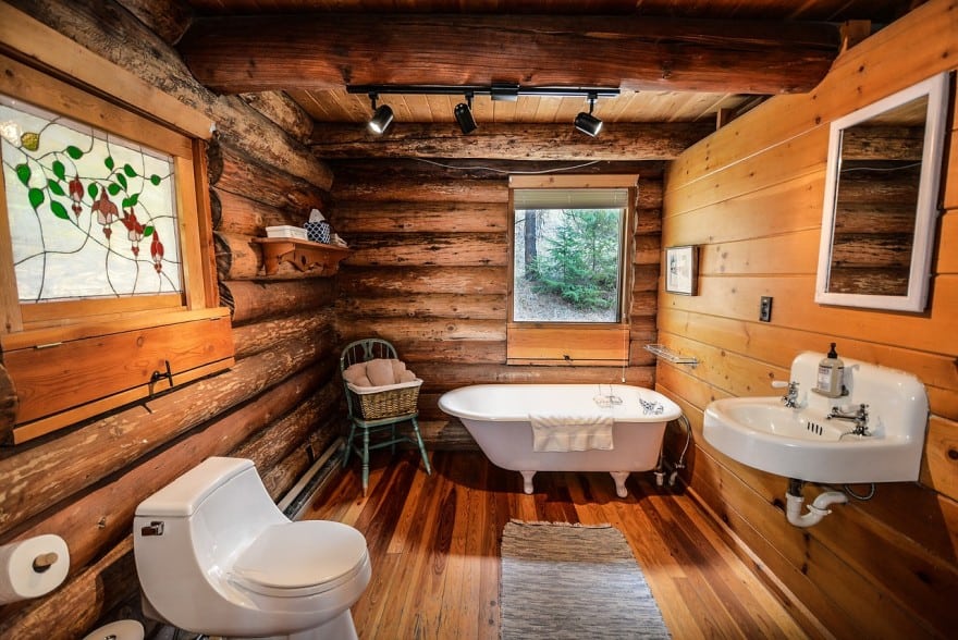 log home bathroom
